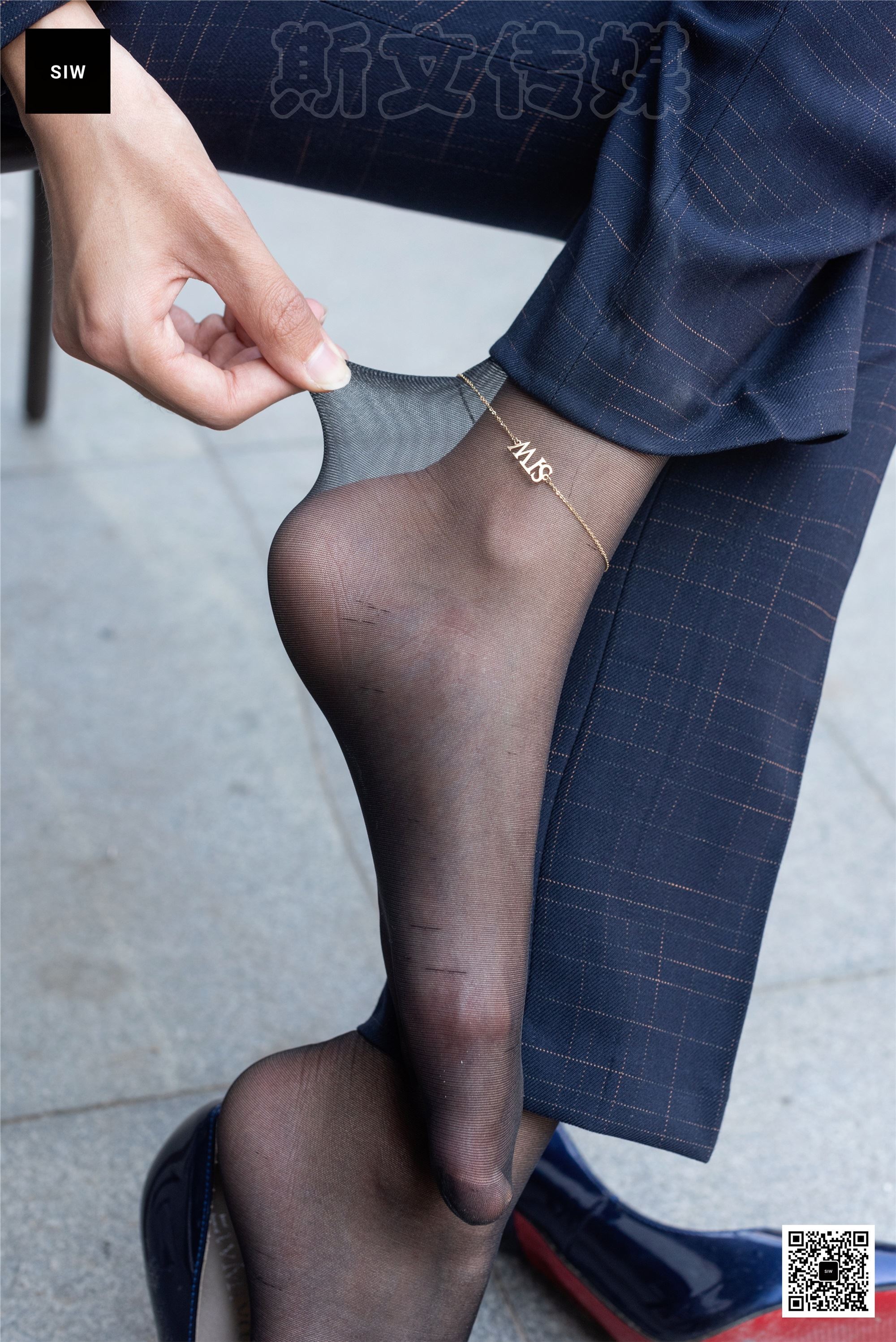 SIW斯文传媒 061 秋冬厚毛呢方格制服优雅修身西装套（蓉儿）